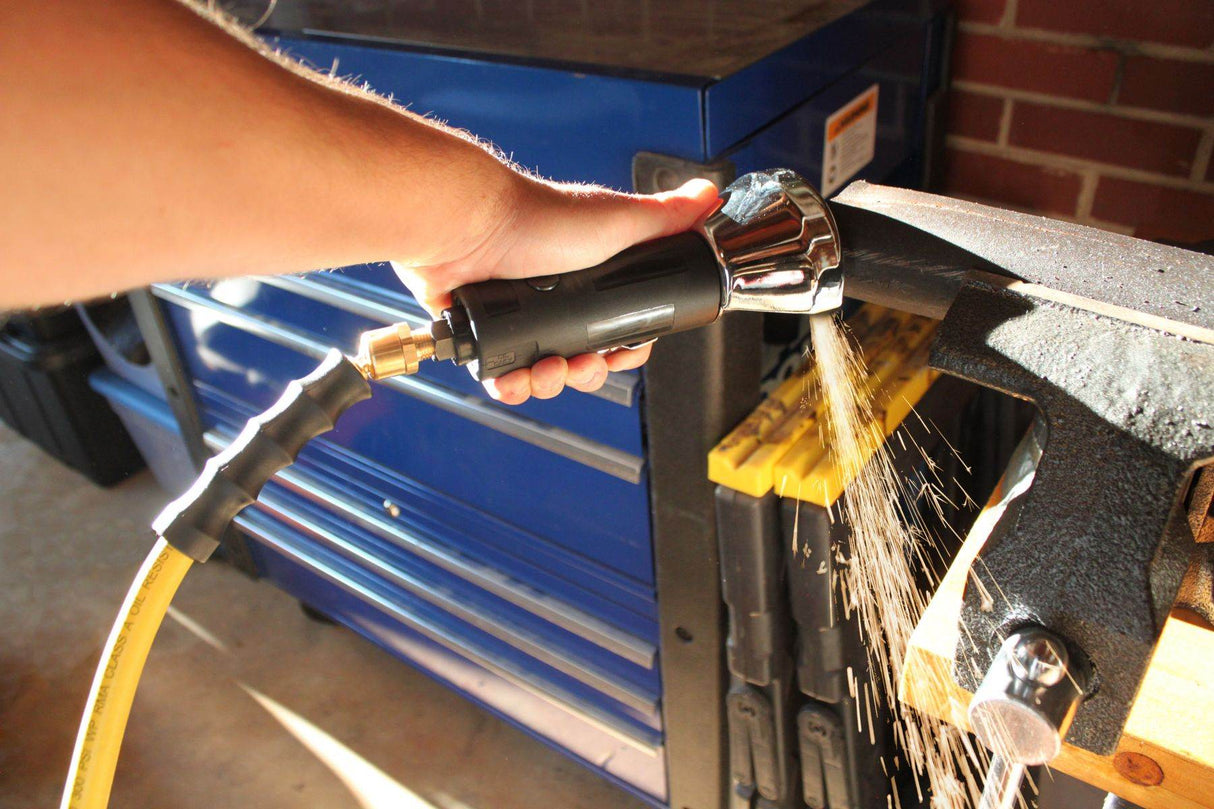 OilShield Rubber Air Hose Assembly 3/8" X 05'- 3/8" Male-NPT, 300 PSI, Nitrile Class A